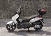 Yamaha X-Max 250